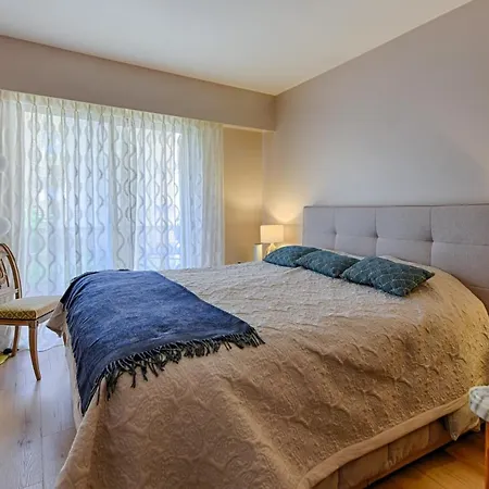 Happyfew Sainte Anne 公寓 *